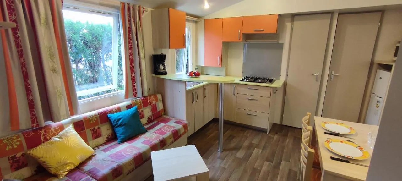 Camping Mobil home 6 places La Roque-d'Antheron